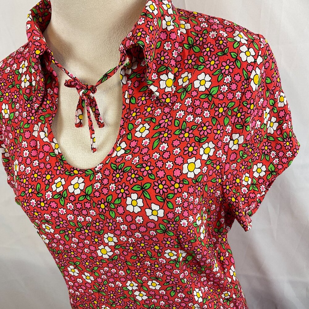 Rolla's Pink Floral Dress - Short Sleeve with Collar Tie Detail - Picture 6 of 14